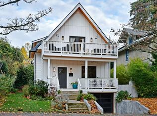 3212 E Spruce St, Seattle, WA 98122