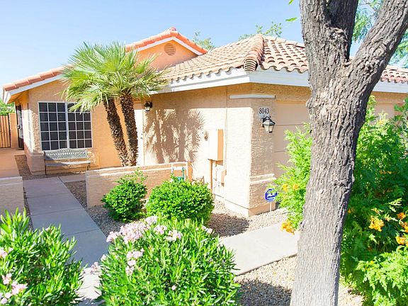 Peoria House ; Round Lens PhotographyM