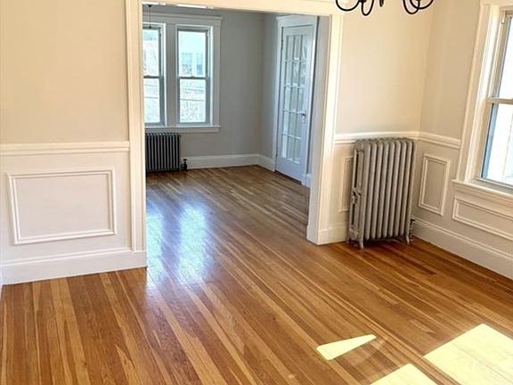 4th image of 41 Century St #1