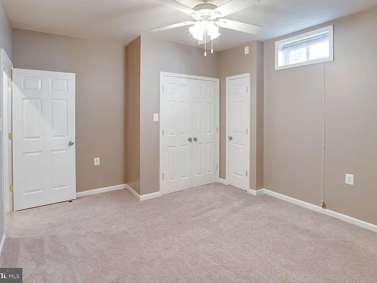42100 Porch Light Dr — Photo 10