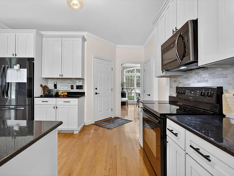 501 Competition Rd — Photo 8