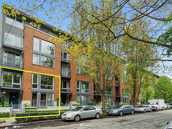 2nd image of 530 Broadway E APT 135