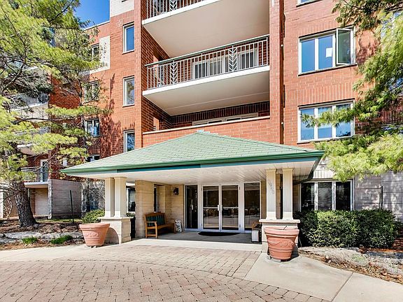 2nd image of 3940 W Bryn Mawr Ave APT 501