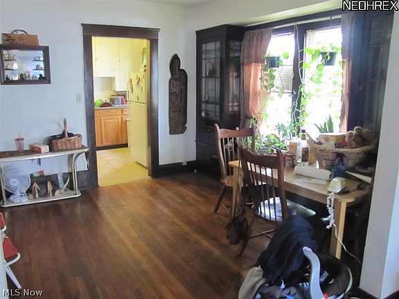4th image of 8609-8611 Vineyard Ave