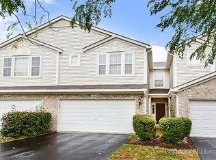 1902 Candlelight Cir #1902, Montgomery, IL 60538