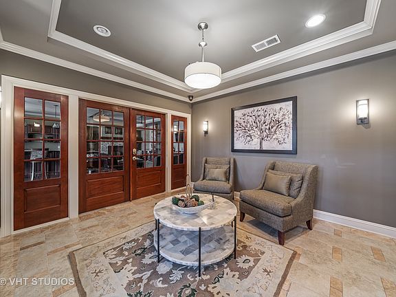 2nd image of 149 W Kennedy Ln #207