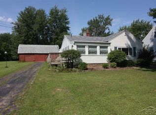 182 Bacon Rd, Saginaw, MI 48609