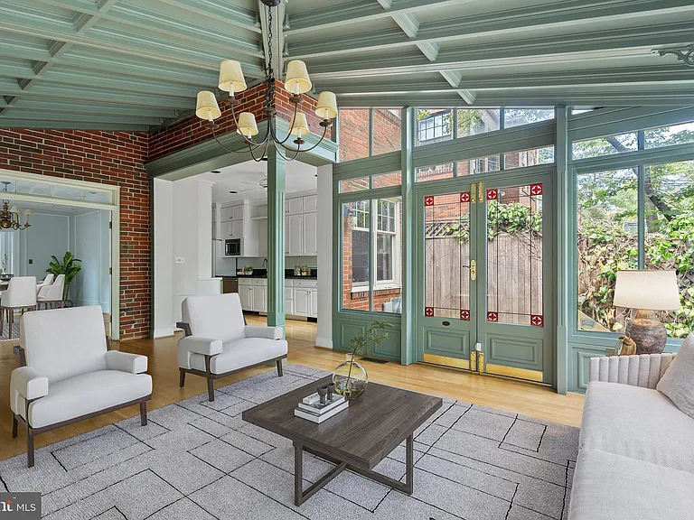 3313 Cleveland Ave NW — Photo 7
