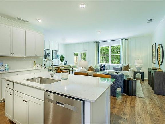 3rd image of 3646 Nevins Way