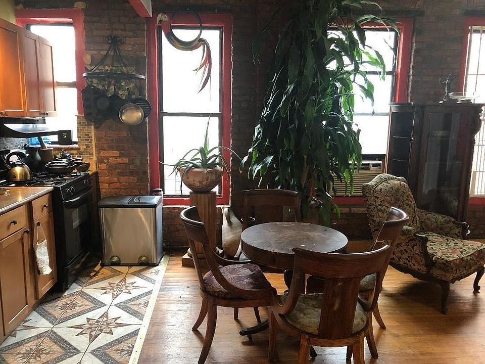 1st image of 745 E 6th St APT 6B