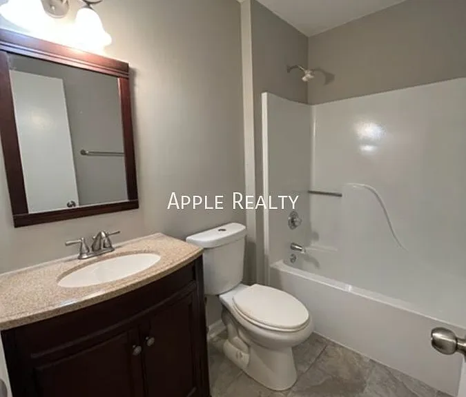 921 Virgie St #A — Photo 11