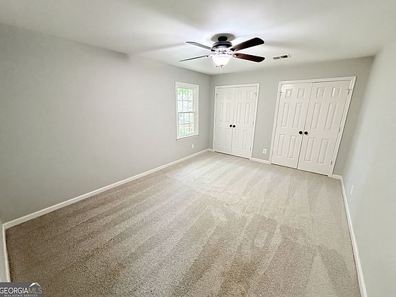 4th image of 984 Forest Pond Ct