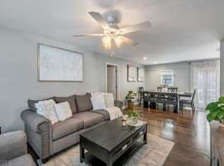 314 Knox Way, Hopatcong, NJ 07843