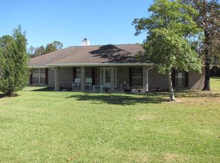 382 Lake David Dr, Picayune, MS 39466