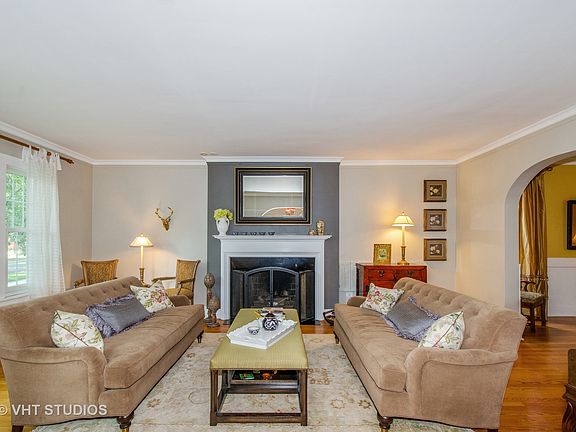 3rd image of 5933 N Knox Ave