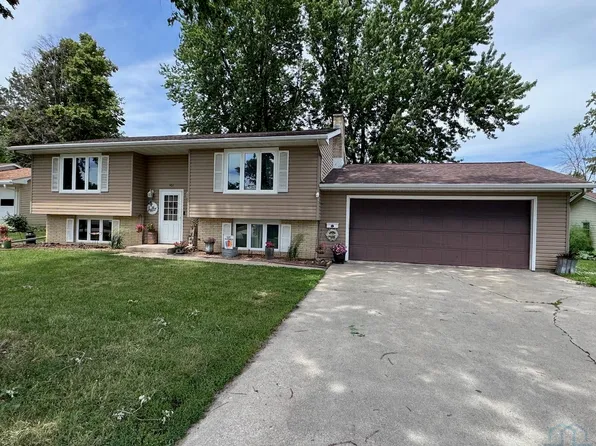 401 Bissell St, Laurens, IA 50554