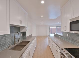 136 S Palm Dr APT 103, Beverly Hills, CA 90212