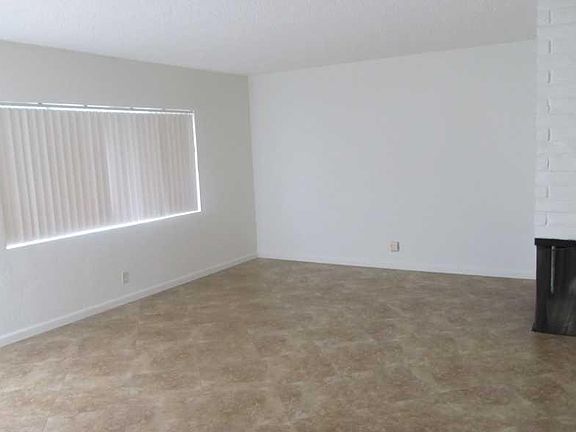 2nd image of 1008 E Washington Ave