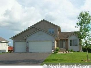 3313 98th Cir N, Brooklyn Park, MN 55443