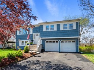 40 Musconetcong Ave, Hopatcong, NJ 07843