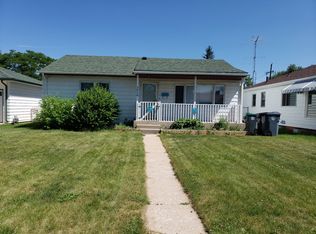 1918 E 18th St, Cheyenne, WY 82001