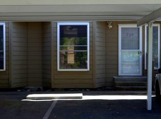 210 SW 200th St #210, Seattle, WA 98166