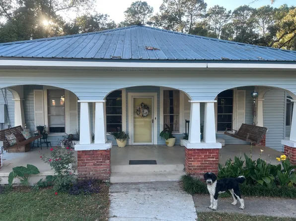 22121 7th Ave, Florala, AL 36442