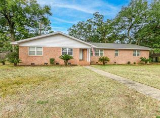3086 Swan Ln, Pensacola, FL 32504