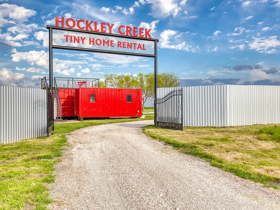 6547 S Interstate Highway 35