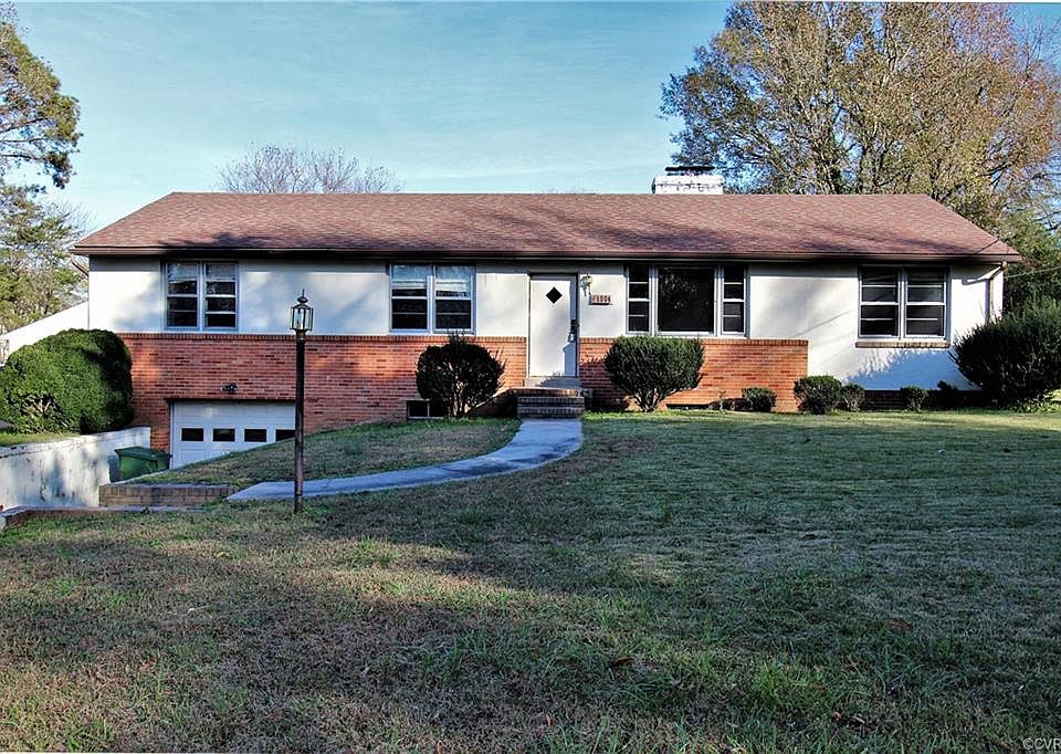 1st image of 109 S Colonial Dr