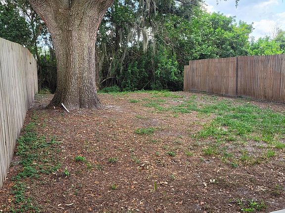 4th image of 2926 Martha Ln