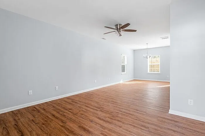 3420 Littlefield Way — Photo 3