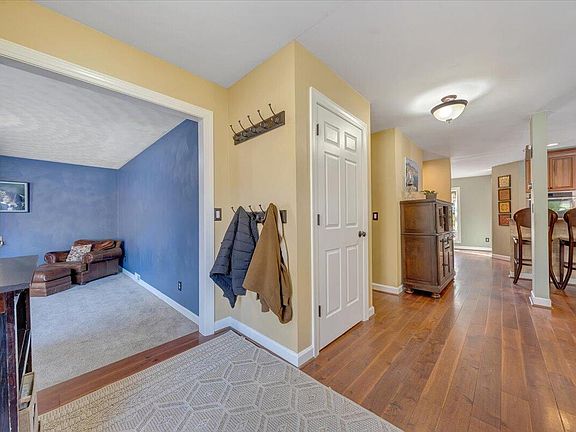 2nd image of 1716 Rubley Ln