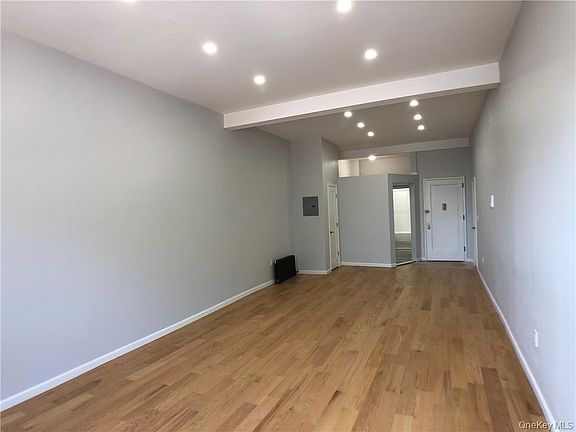4th image of 168-170 Myrtle Blvd #B