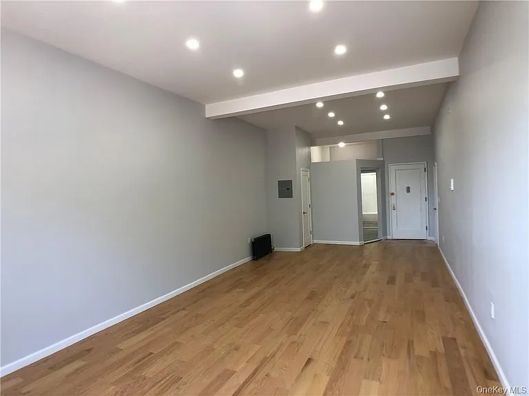 168-170 Myrtle Blvd #B — Photo 4