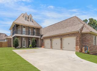 101 Reservoir Rd, Broussard, LA 70518