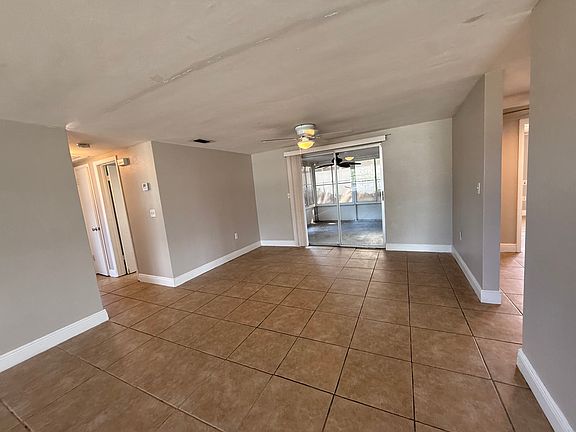 4th image of 4624 Durney St