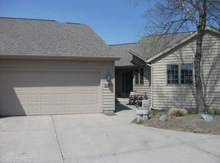 3440 Pigeon Hill Ct, Muskegon, MI 49441