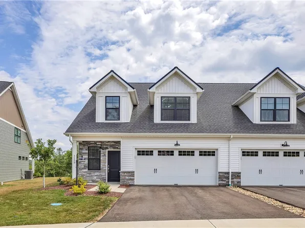 1124 Autumn Woods Dr, Evans City, PA 16033