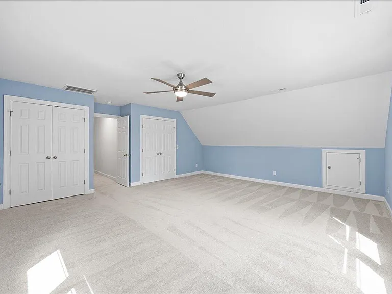 4616 Thendara Way — Photo 28