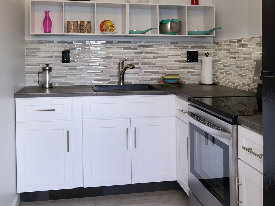 Newly Remodeled Kitchen
