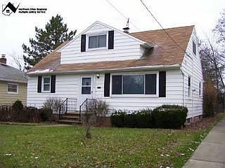 1st image of 556 Heather Ln