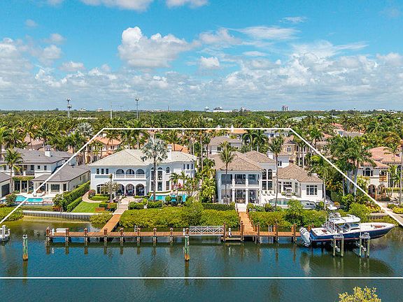 2nd image of 792 Harbour Isles Court