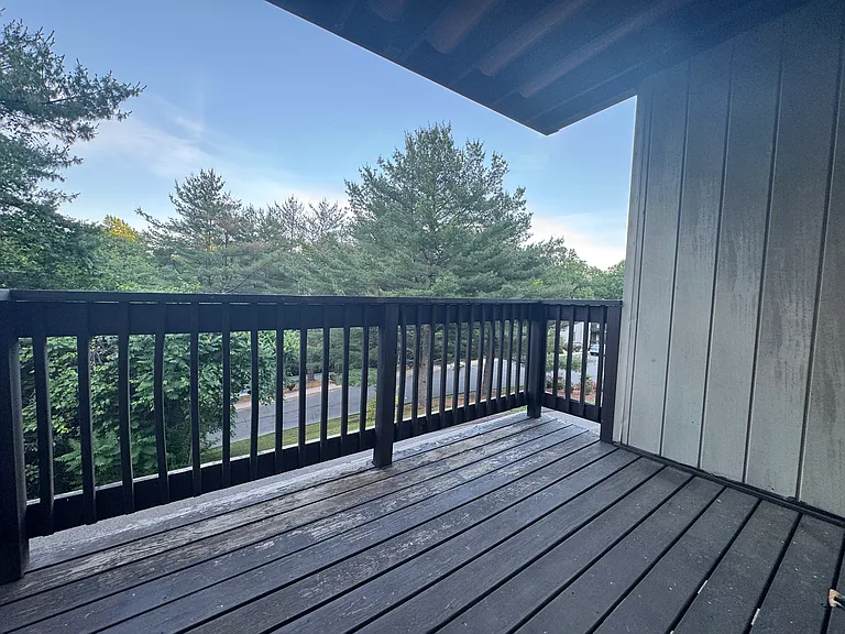 175 Mill Pond Rd #345 — Photo 10