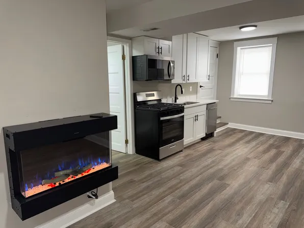 2360 S Sacramento Ave, Chicago, IL