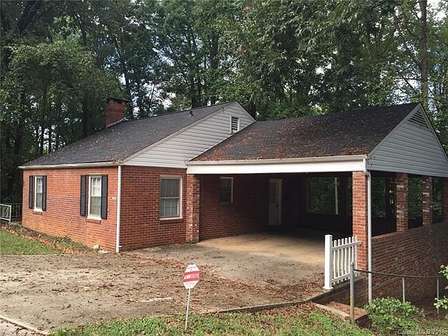 2nd image of 399 Westwood Dr