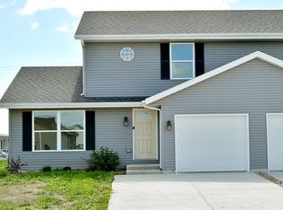 1121 Sunridge Dr, Ottawa, IL 61350