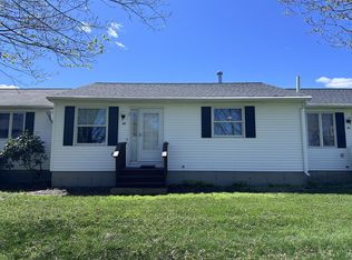 19 Meadow View Ln, Winslow, ME 04901