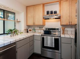 69 Village Cir, San Rafael, CA 94903