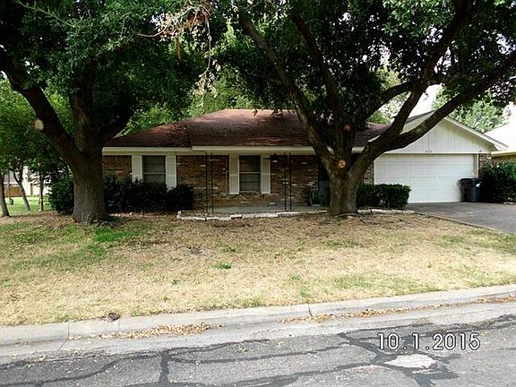 2nd image of 532 Wesley Dr